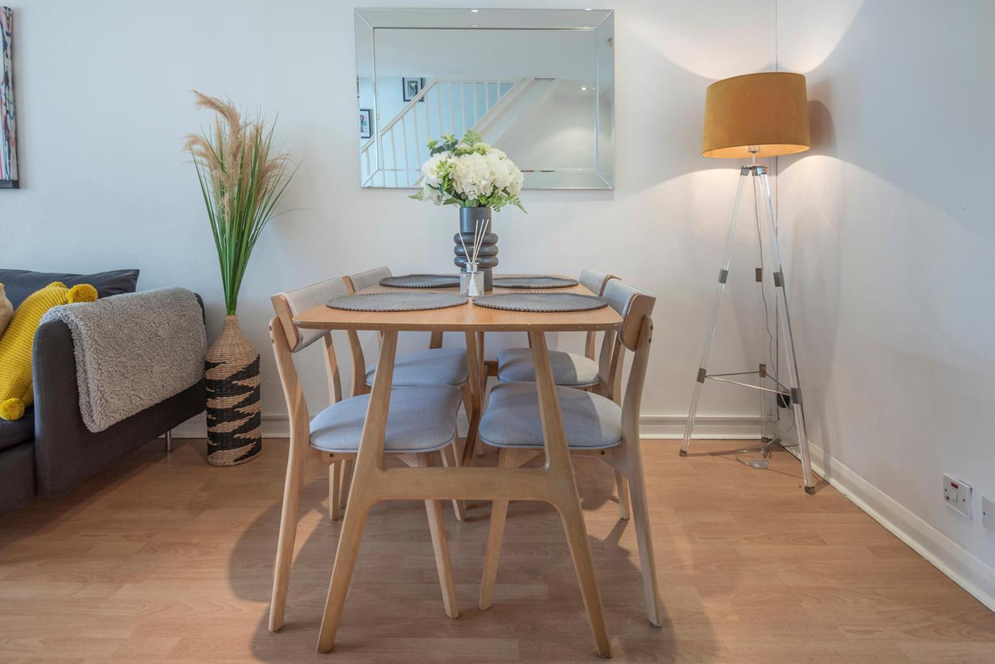 Apartament 2 Bed Town House With Garden In Hackney, Londyn Zewnętrze zdjęcie